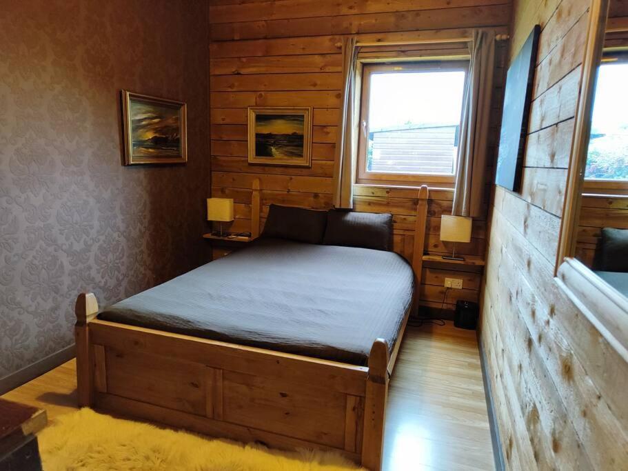 Holiday House With Garden And Sauna Дърнес Екстериор снимка
